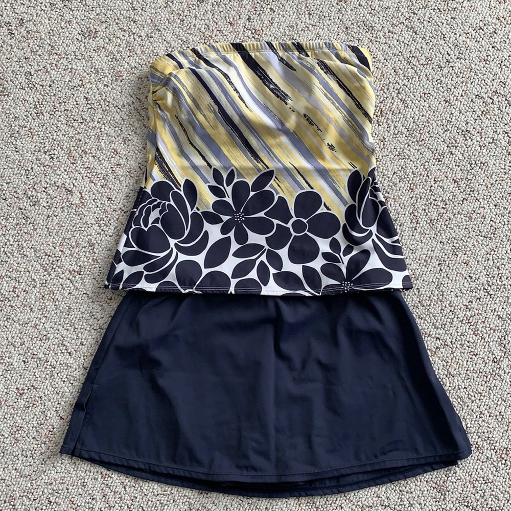 Liz Claiborne Swimsuit